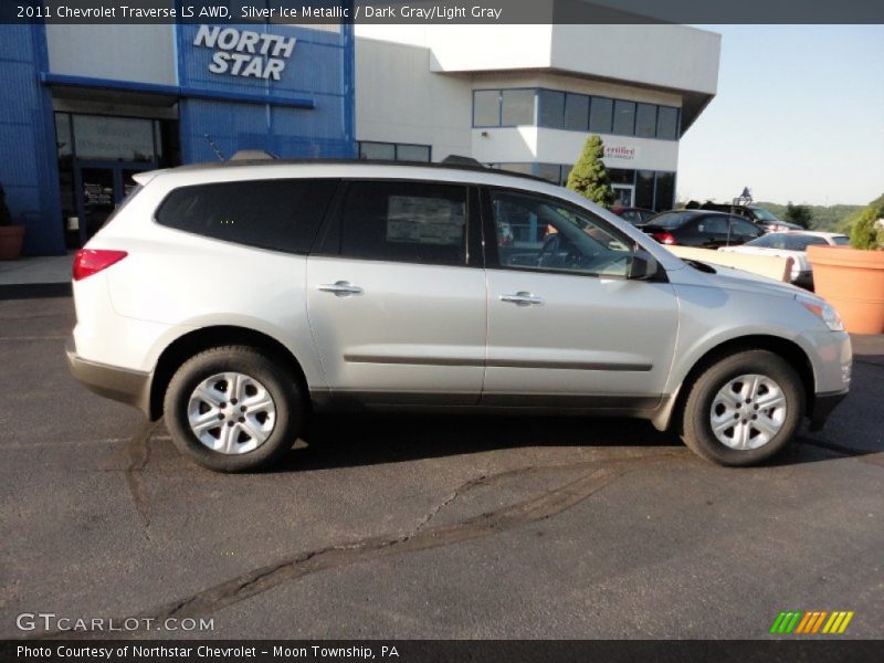 Silver Ice Metallic / Dark Gray/Light Gray 2011 Chevrolet Traverse LS AWD
