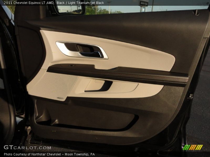 Black / Light Titanium/Jet Black 2011 Chevrolet Equinox LT AWD