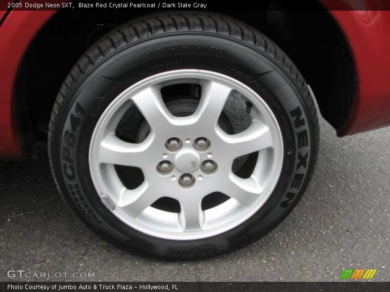 Blaze Red Crystal Pearlcoat / Dark Slate Gray 2005 Dodge Neon SXT