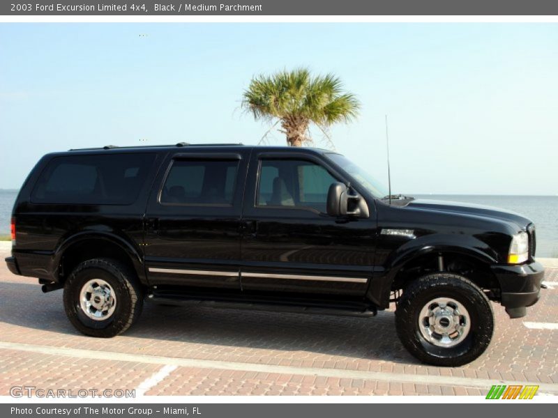 Black / Medium Parchment 2003 Ford Excursion Limited 4x4