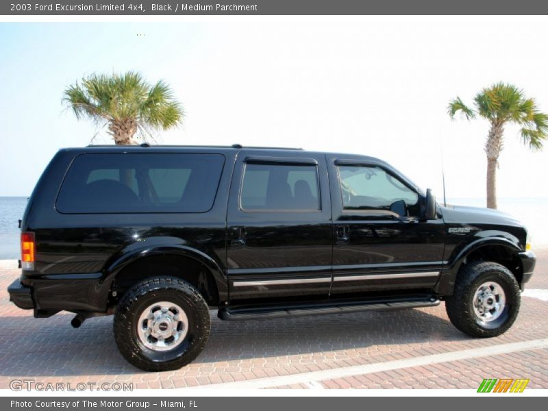 Black / Medium Parchment 2003 Ford Excursion Limited 4x4