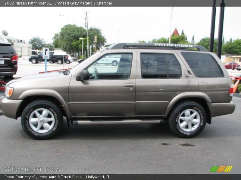 Bronzed Gray Metallic / Charcoal 2002 Nissan Pathfinder SE