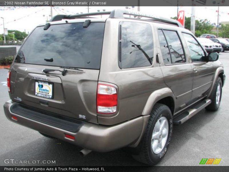 Bronzed Gray Metallic / Charcoal 2002 Nissan Pathfinder SE