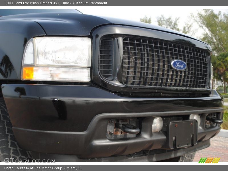Black / Medium Parchment 2003 Ford Excursion Limited 4x4