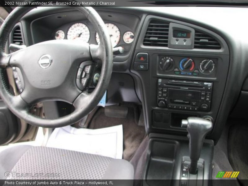 Controls of 2002 Pathfinder SE