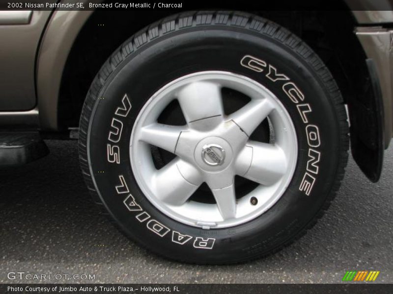  2002 Pathfinder SE Wheel