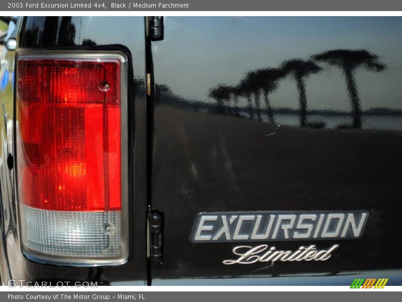 Black / Medium Parchment 2003 Ford Excursion Limited 4x4