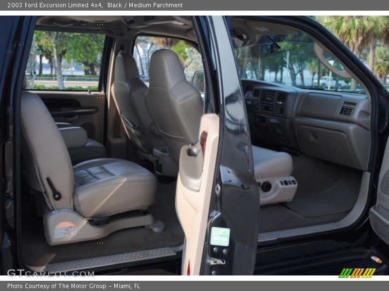 Black / Medium Parchment 2003 Ford Excursion Limited 4x4