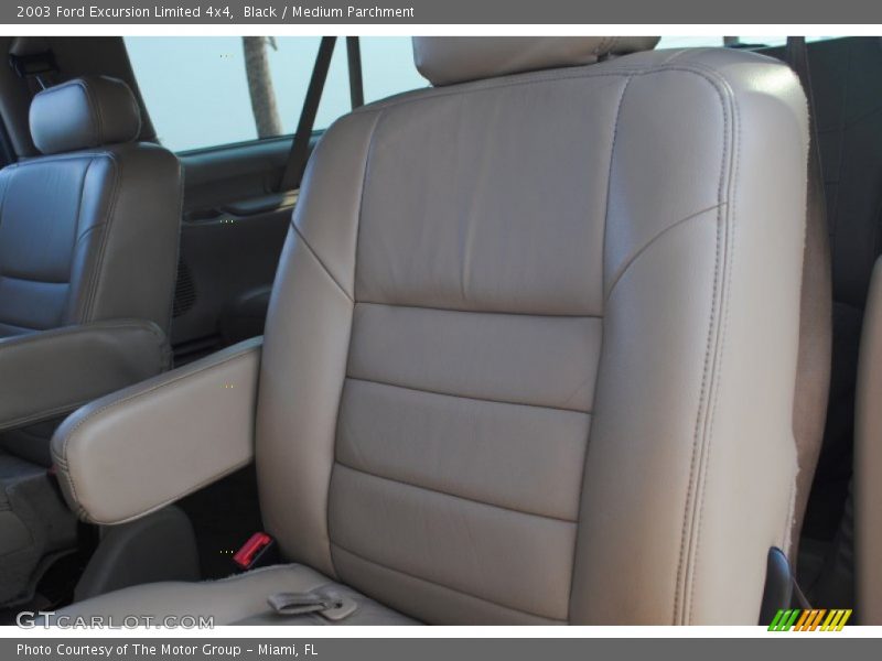 Black / Medium Parchment 2003 Ford Excursion Limited 4x4
