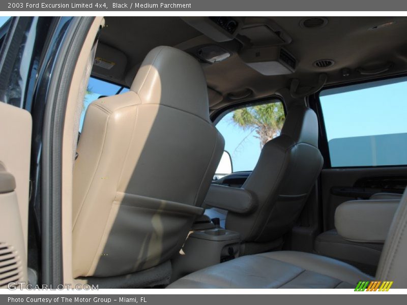 Black / Medium Parchment 2003 Ford Excursion Limited 4x4