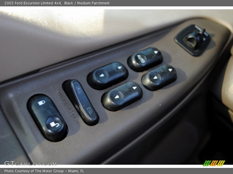 Black / Medium Parchment 2003 Ford Excursion Limited 4x4