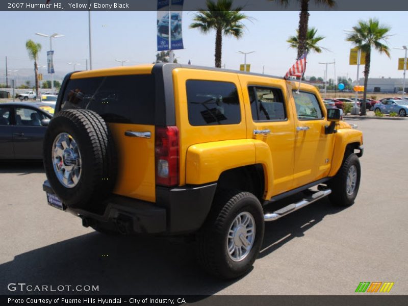 Yellow / Ebony Black 2007 Hummer H3