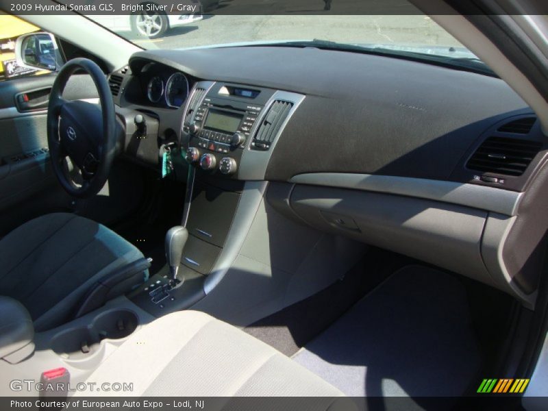 Bright Silver / Gray 2009 Hyundai Sonata GLS