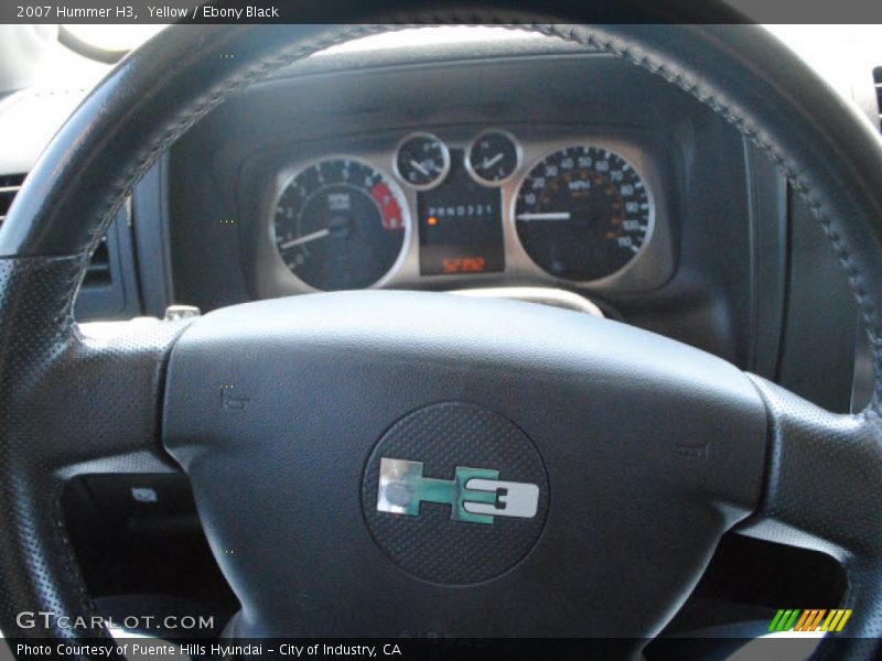 Yellow / Ebony Black 2007 Hummer H3