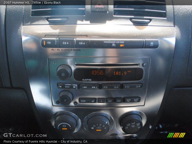 Yellow / Ebony Black 2007 Hummer H3