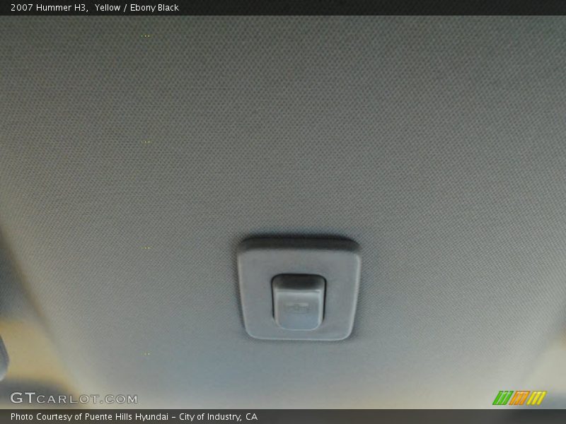 Yellow / Ebony Black 2007 Hummer H3