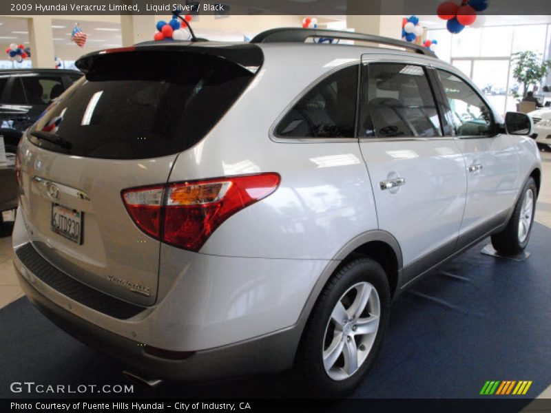 Liquid Silver / Black 2009 Hyundai Veracruz Limited