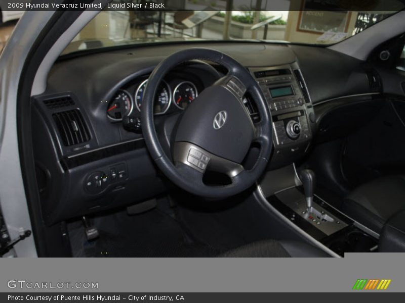 Liquid Silver / Black 2009 Hyundai Veracruz Limited