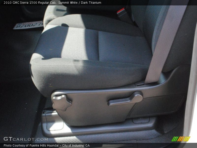 Summit White / Dark Titanium 2010 GMC Sierra 1500 Regular Cab