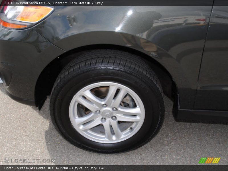 Phantom Black Metallic / Gray 2010 Hyundai Santa Fe GLS