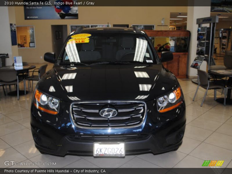 Indigo Blue Pearl / Gray 2010 Hyundai Santa Fe GLS