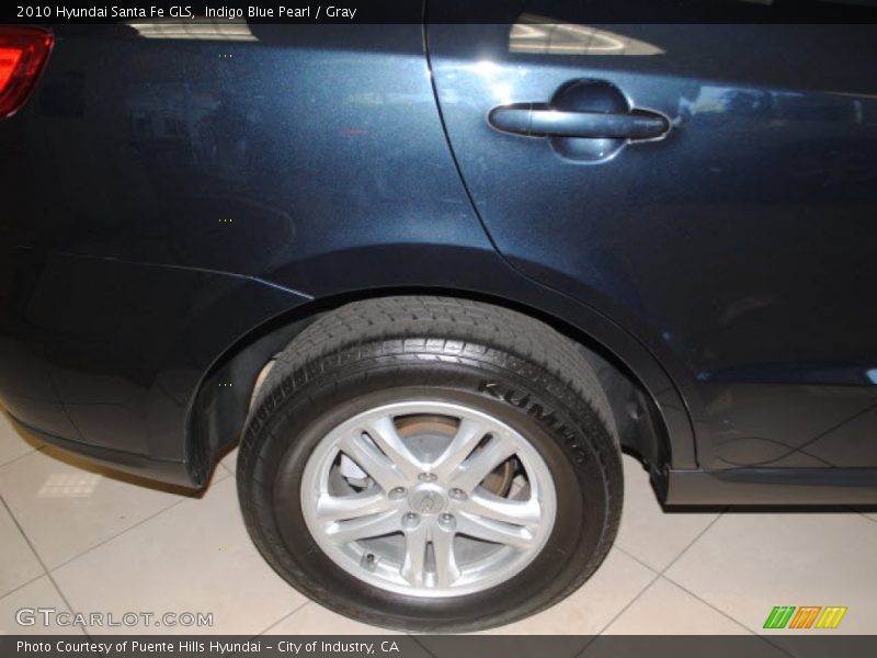 Indigo Blue Pearl / Gray 2010 Hyundai Santa Fe GLS