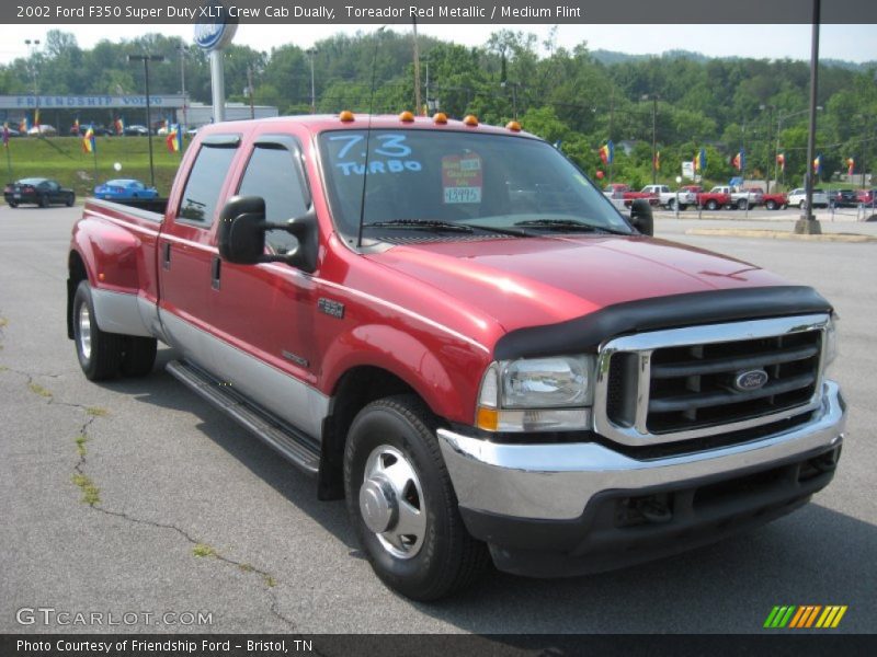 Toreador Red Metallic / Medium Flint 2002 Ford F350 Super Duty XLT Crew Cab Dually