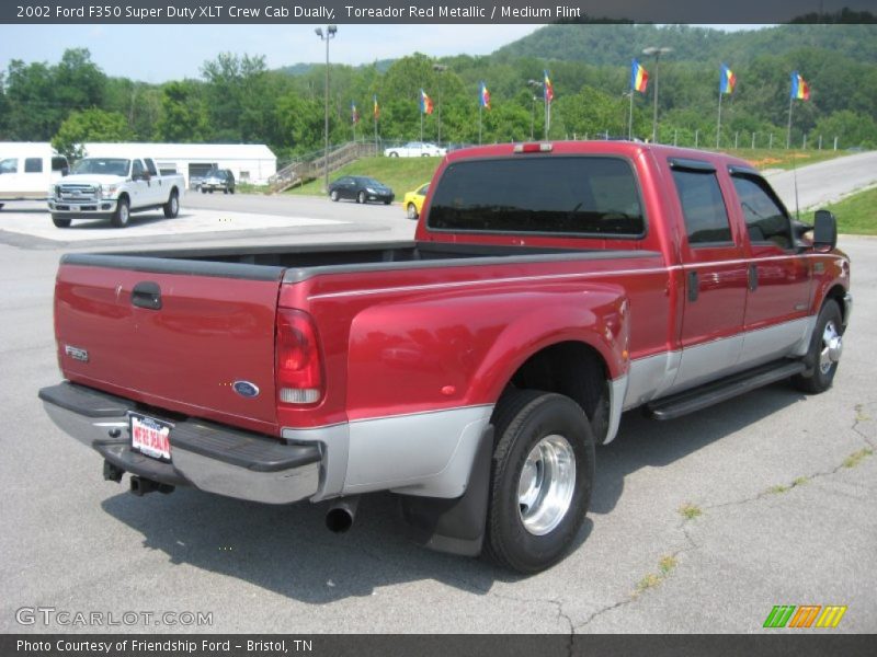 Toreador Red Metallic / Medium Flint 2002 Ford F350 Super Duty XLT Crew Cab Dually