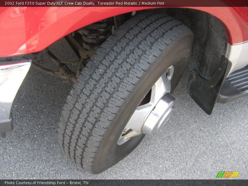 Toreador Red Metallic / Medium Flint 2002 Ford F350 Super Duty XLT Crew Cab Dually
