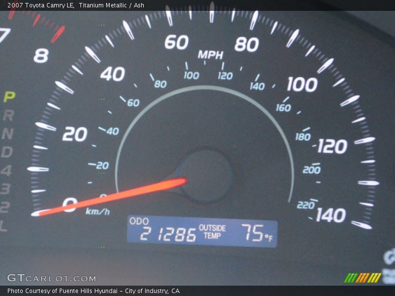 Titanium Metallic / Ash 2007 Toyota Camry LE