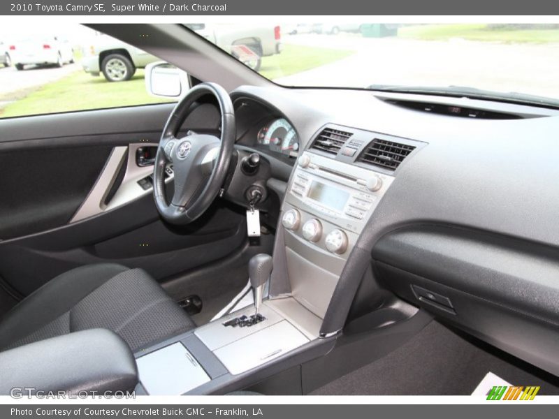 Super White / Dark Charcoal 2010 Toyota Camry SE