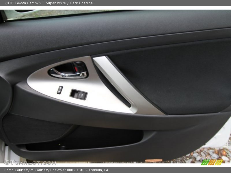 Super White / Dark Charcoal 2010 Toyota Camry SE