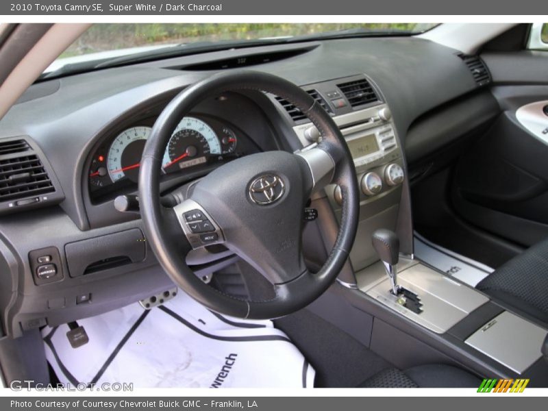 Super White / Dark Charcoal 2010 Toyota Camry SE