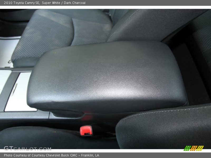 Super White / Dark Charcoal 2010 Toyota Camry SE