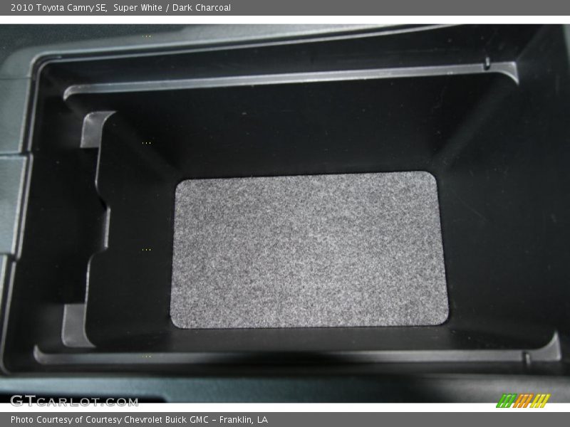 Super White / Dark Charcoal 2010 Toyota Camry SE