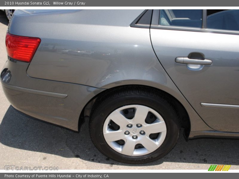 Willow Gray / Gray 2010 Hyundai Sonata GLS