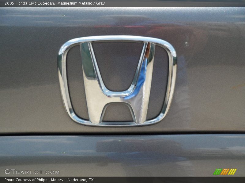 Magnesium Metallic / Gray 2005 Honda Civic LX Sedan