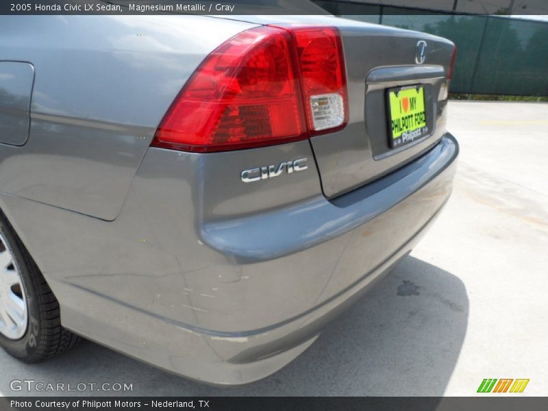 Magnesium Metallic / Gray 2005 Honda Civic LX Sedan
