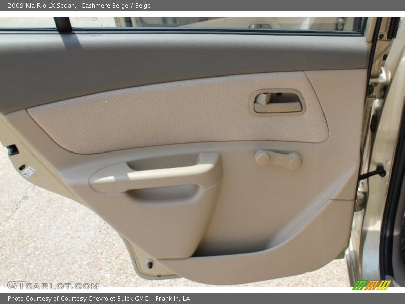 Door Panel of 2009 Rio LX Sedan