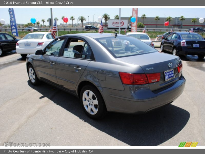 Willow Gray / Gray 2010 Hyundai Sonata GLS