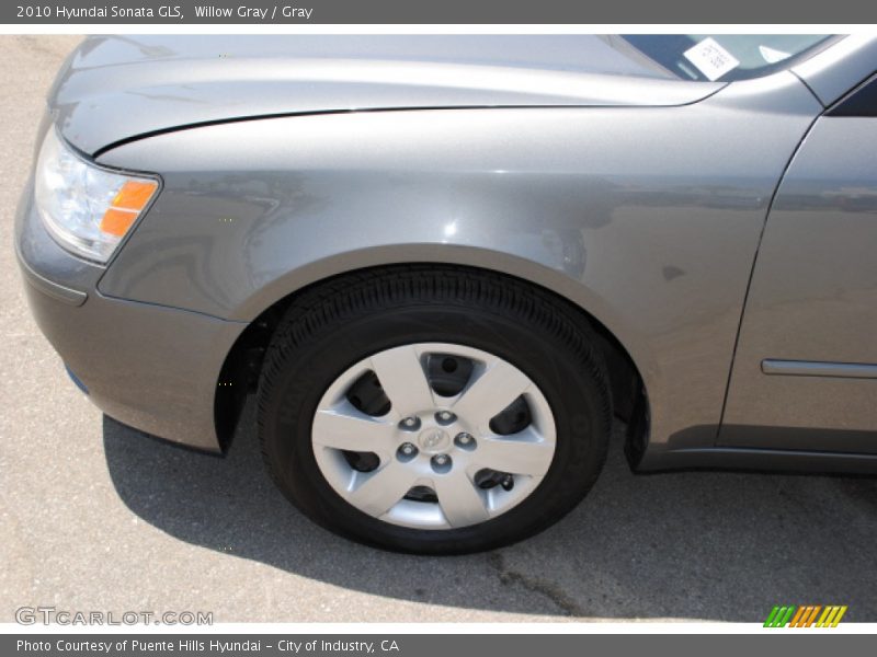 Willow Gray / Gray 2010 Hyundai Sonata GLS