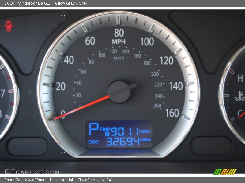 Willow Gray / Gray 2010 Hyundai Sonata GLS