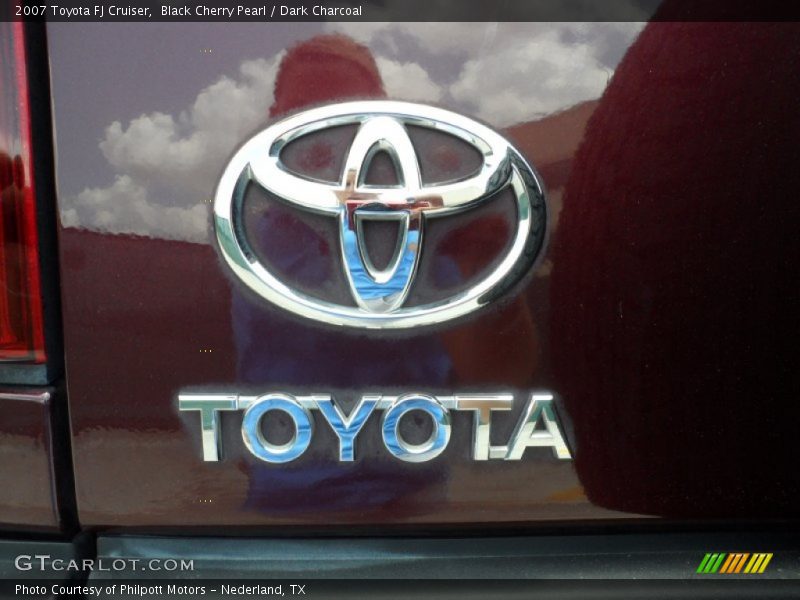 Black Cherry Pearl / Dark Charcoal 2007 Toyota FJ Cruiser