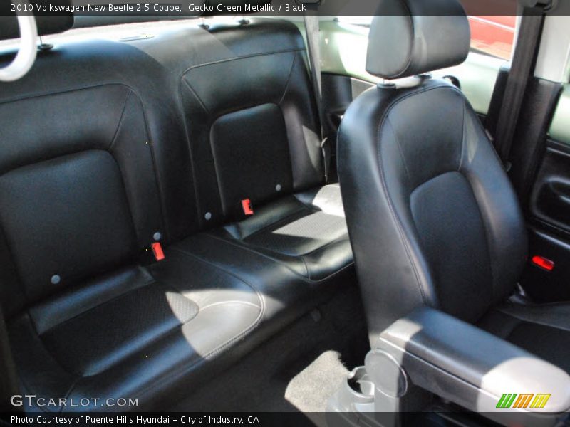 Gecko Green Metallic / Black 2010 Volkswagen New Beetle 2.5 Coupe