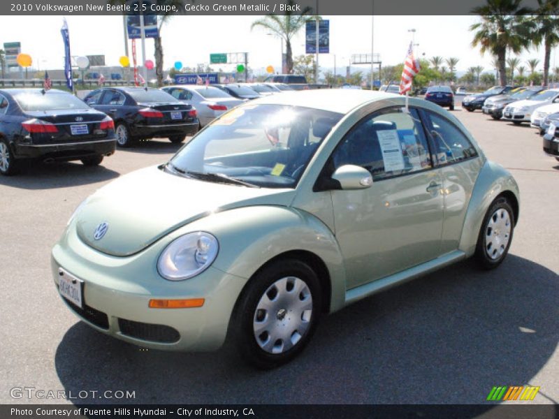 Gecko Green Metallic / Black 2010 Volkswagen New Beetle 2.5 Coupe