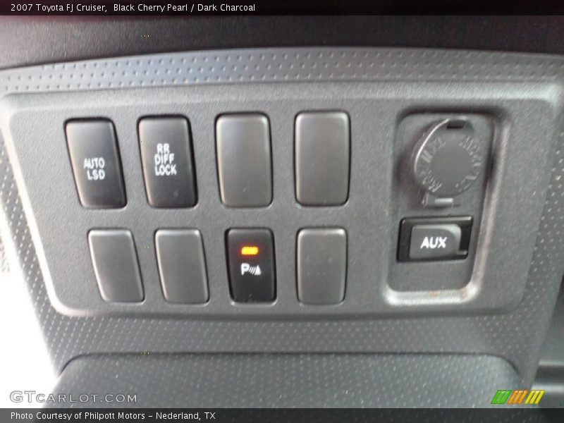 Black Cherry Pearl / Dark Charcoal 2007 Toyota FJ Cruiser