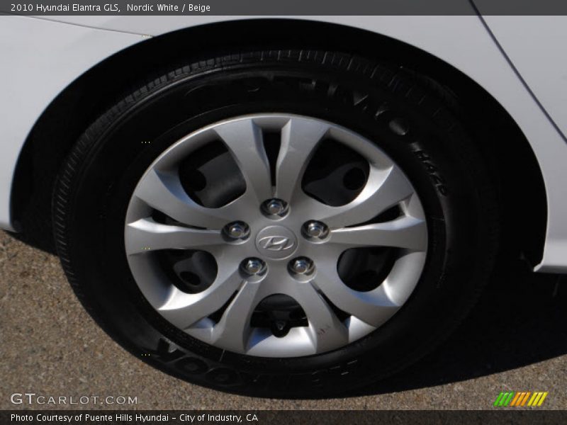 Nordic White / Beige 2010 Hyundai Elantra GLS