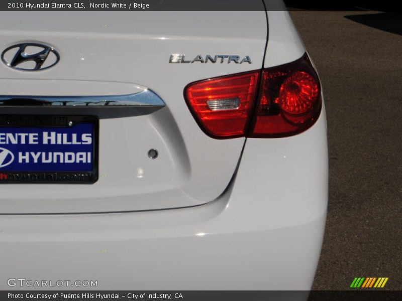 Nordic White / Beige 2010 Hyundai Elantra GLS
