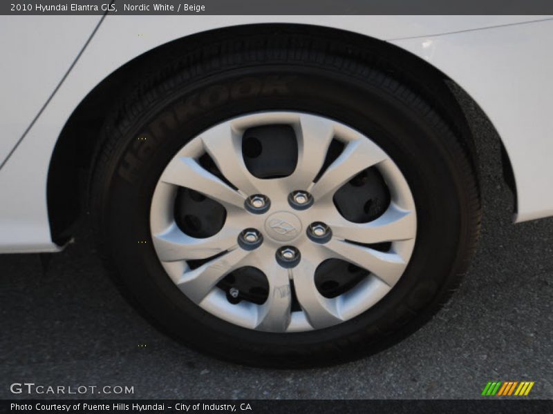 Nordic White / Beige 2010 Hyundai Elantra GLS