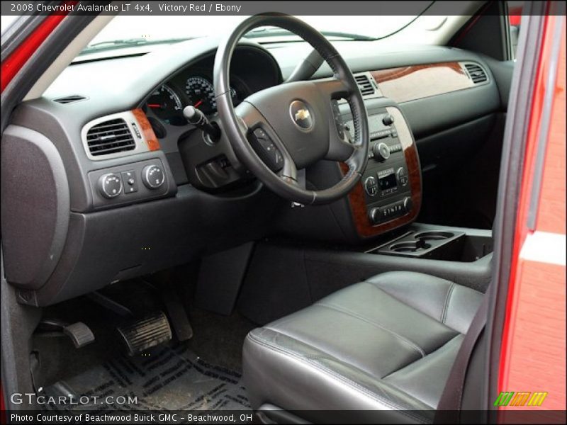 Victory Red / Ebony 2008 Chevrolet Avalanche LT 4x4